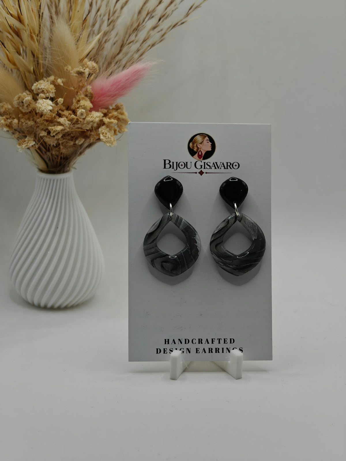 Statement Oorbellen Midnight Drop – Zwart