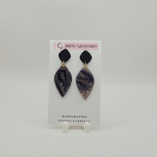Obsidian Leaf