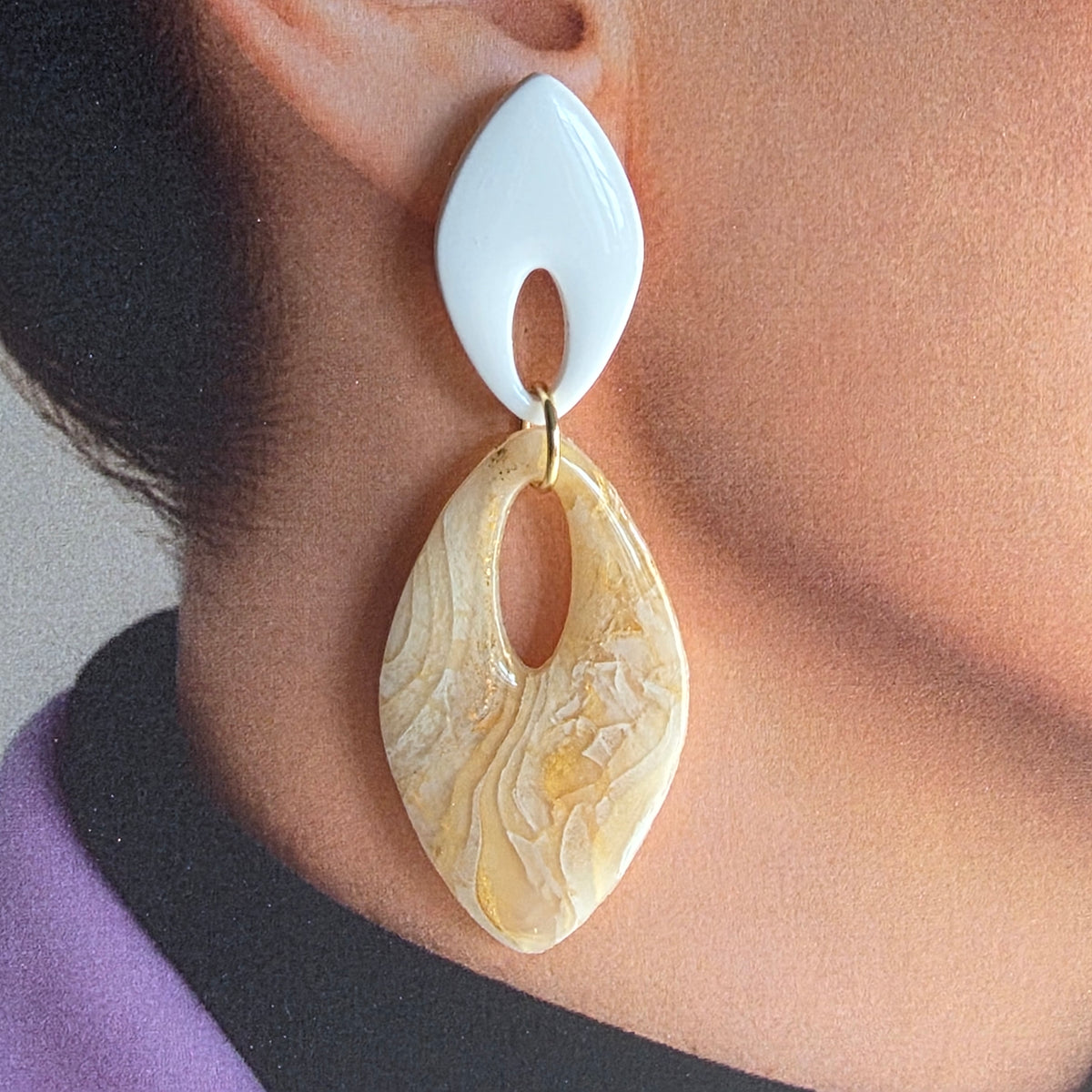 Statement Oorbellen Ivory Golden Wave