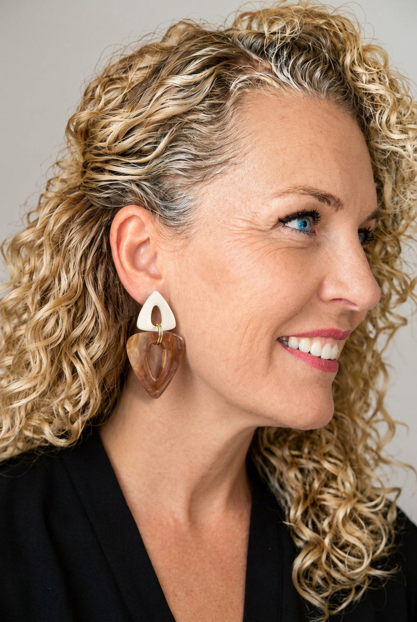Statement Oorbellen Mocha – Bruin & Wit