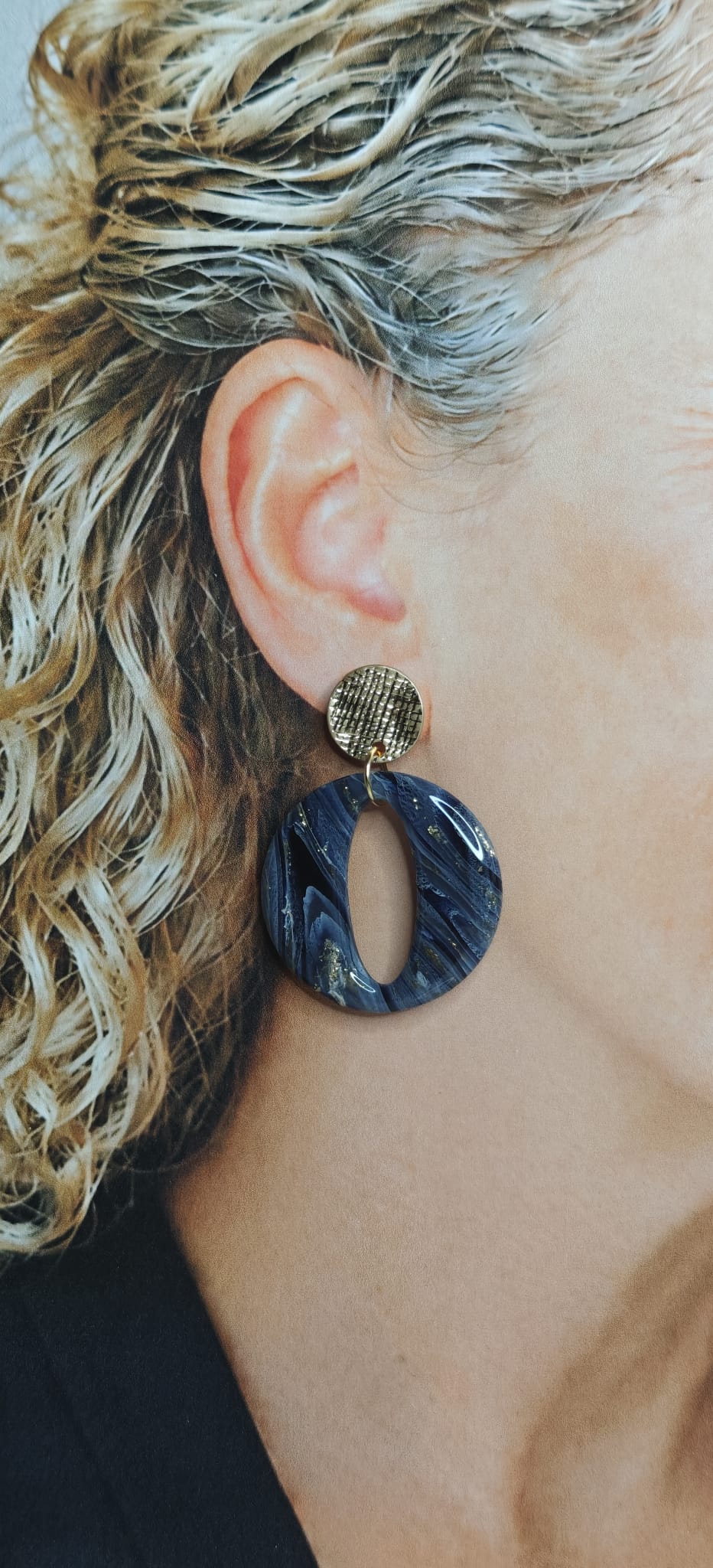 Statement Oorbellen Midnight Oval – Donkerblauw
